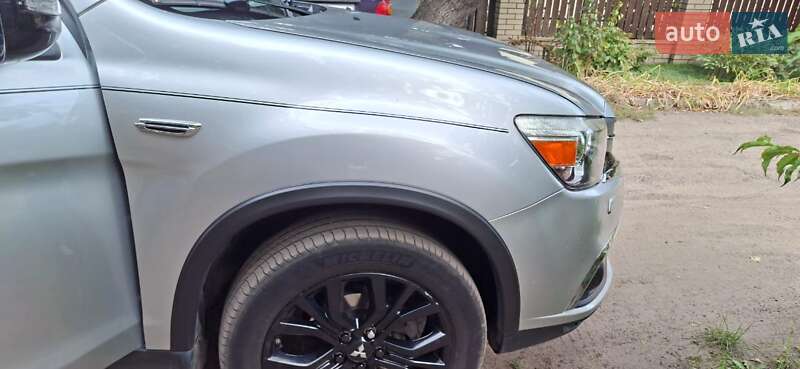 Внедорожник / Кроссовер Mitsubishi Outlander Sport 2018 в Черкассах фото 3 Внедорожник / Кроссовер Mitsubishi Outlander Sport 2018 в Черкассах
