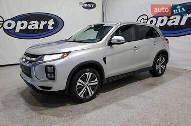 Mitsubishi Outlander Sport 2021