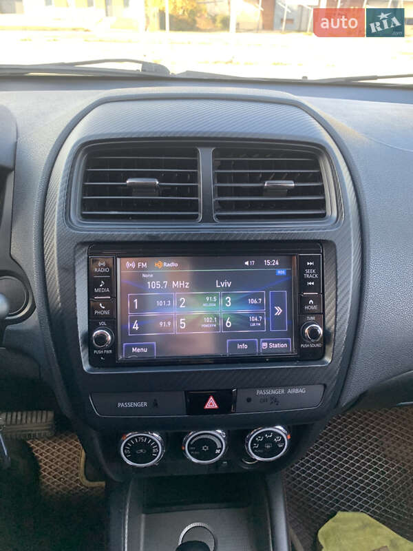 Позашляховик / Кросовер Mitsubishi Outlander Sport 2018 в Харкові фото 16 Позашляховик / Кросовер Mitsubishi Outlander Sport 2018 в Харкові