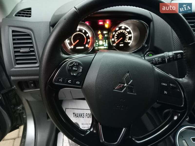 Внедорожник / Кроссовер Mitsubishi Outlander Sport 2016 в Львове фото 9 Внедорожник / Кроссовер Mitsubishi Outlander Sport 2016 в Львове