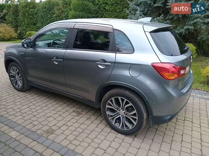 Внедорожник / Кроссовер Mitsubishi Outlander Sport 2016 в Львове фото 14 Внедорожник / Кроссовер Mitsubishi Outlander Sport 2016 в Львове