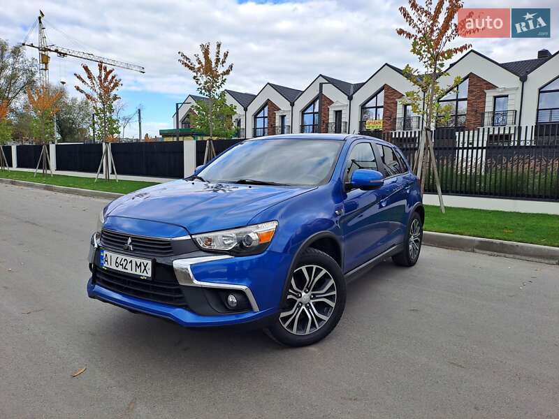 Mitsubishi Outlander Sport 2016