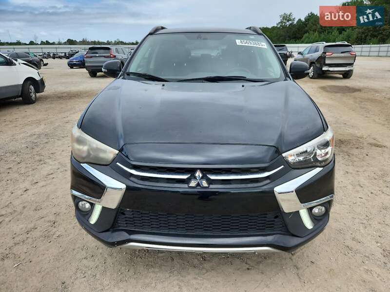 Внедорожник / Кроссовер Mitsubishi Outlander Sport 2018 в Тернополе