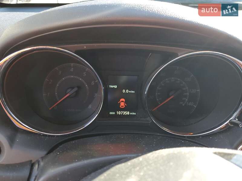 Позашляховик / Кросовер Mitsubishi Outlander Sport 2016 в Одесі фото 9 Позашляховик / Кросовер Mitsubishi Outlander Sport 2016 в Одесі