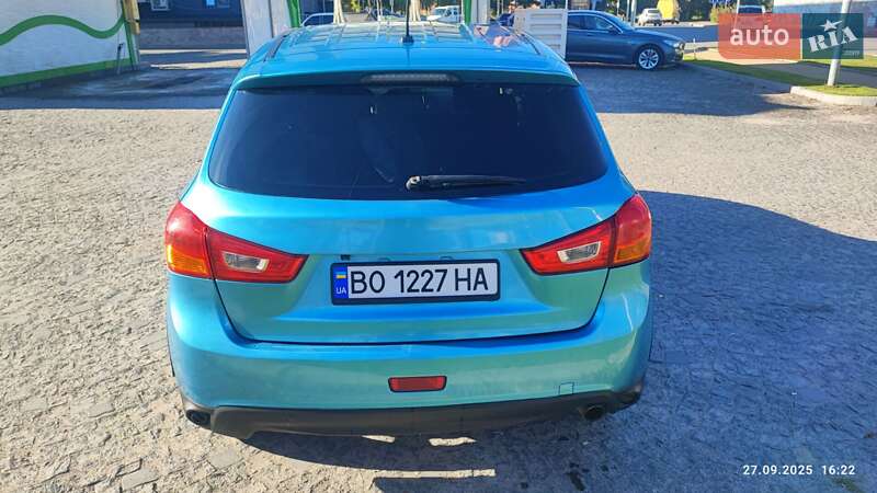 Внедорожник / Кроссовер Mitsubishi Outlander Sport 2013 в Чорткове