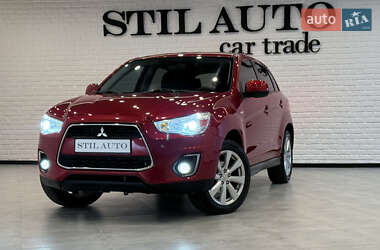 Внедорожник / Кроссовер Mitsubishi Outlander Sport 2014 в Одессе