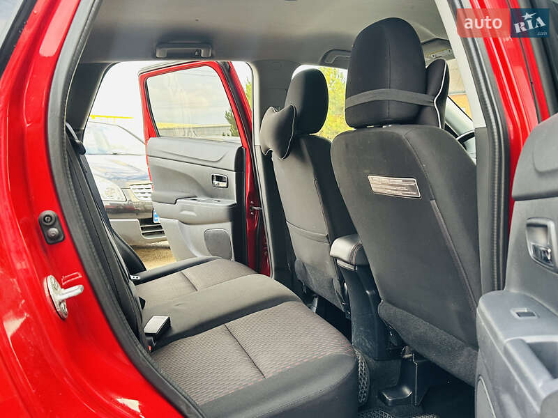 Внедорожник / Кроссовер Mitsubishi Outlander Sport 2017 в Харькове фото 22 Внедорожник / Кроссовер Mitsubishi Outlander Sport 2017 в Харькове