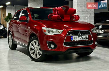 Внедорожник / Кроссовер Mitsubishi Outlander Sport 2014 в Одессе