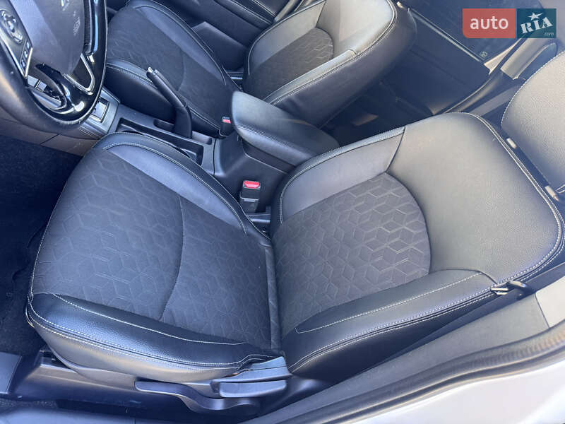 Позашляховик / Кросовер Mitsubishi Outlander Sport 2019 в Кропивницькому