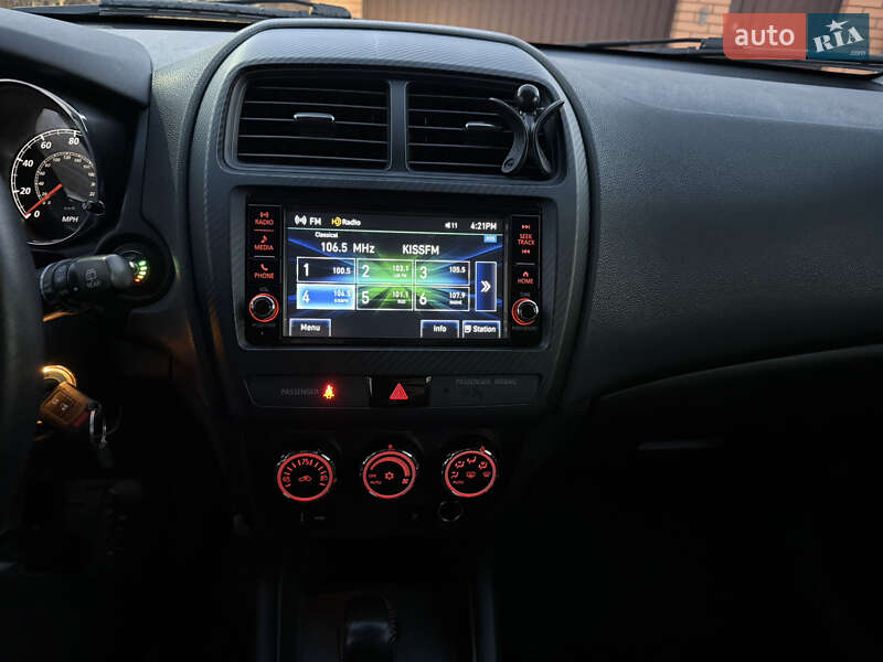 Позашляховик / Кросовер Mitsubishi Outlander Sport 2018 в Києві