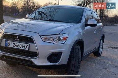 Позашляховик / Кросовер Mitsubishi Outlander Sport 2013 в Полтаві