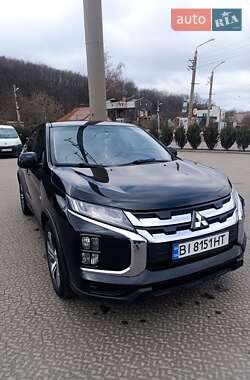 Позашляховик / Кросовер Mitsubishi Outlander Sport 2019 в Полтаві