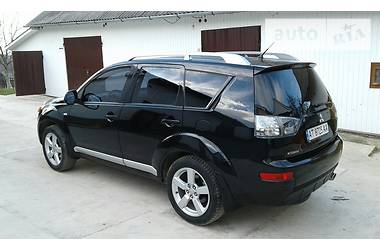  Mitsubishi Outlander XL 2009 в Яремче