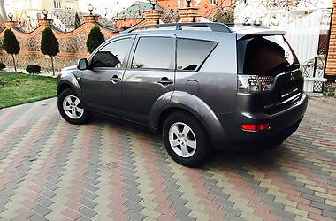 Внедорожник / Кроссовер Mitsubishi Outlander XL 2008 в Киеве