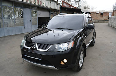 Внедорожник / Кроссовер Mitsubishi Outlander XL 2007 в Тернополе