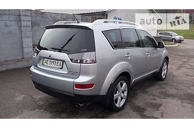 Внедорожник / Кроссовер Mitsubishi Outlander XL 2008 в Каменском