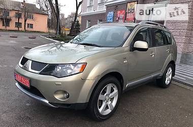 Внедорожник / Кроссовер Mitsubishi Outlander XL 2007 в Каменском