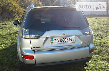 Внедорожник / Кроссовер Mitsubishi Outlander XL 2008 в Черкассах