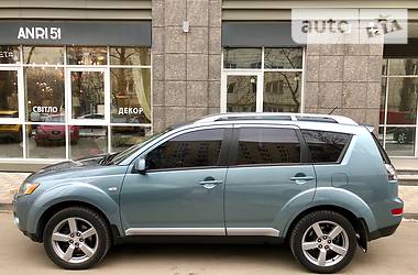 Позашляховик / Кросовер Mitsubishi Outlander XL 2008 в 