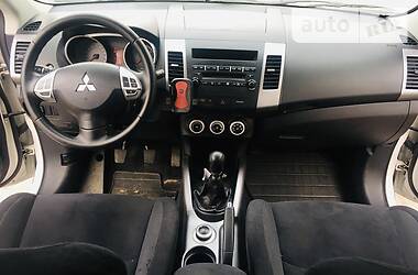 Внедорожник / Кроссовер Mitsubishi Outlander XL 2006 в Харькове