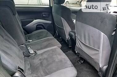 Позашляховик / Кросовер Mitsubishi Outlander XL 2008 в 