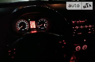 Позашляховик / Кросовер Mitsubishi Outlander XL 2008 в 