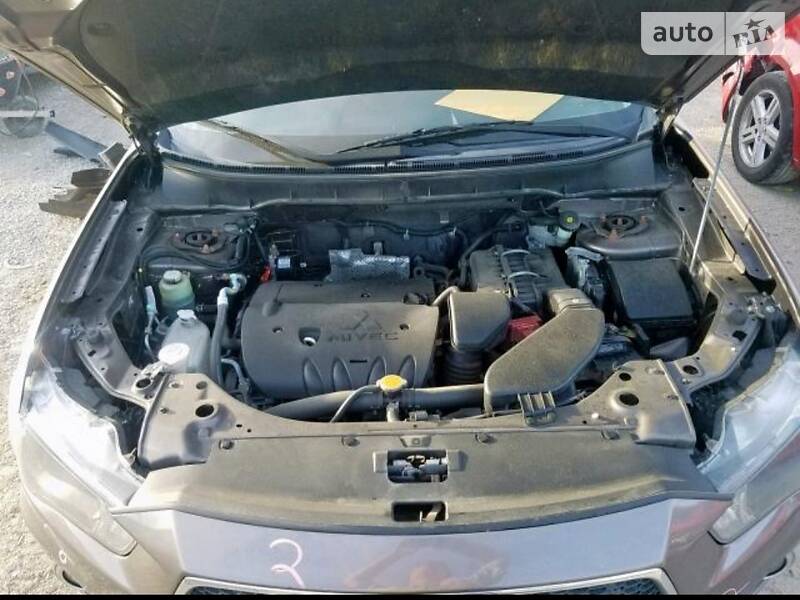 Позашляховик / Кросовер Mitsubishi Outlander XL 2011 в Тернополі