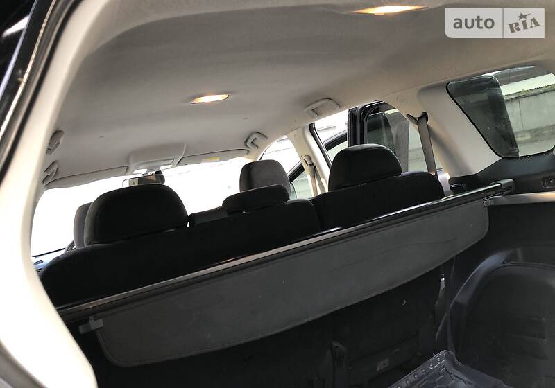 Позашляховик / Кросовер Mitsubishi Outlander XL 2008 в Києві
