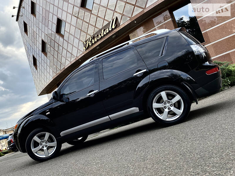 Позашляховик / Кросовер Mitsubishi Outlander XL 2009 в Одесі фото 7 Позашляховик / Кросовер Mitsubishi Outlander XL 2009 в Одесі