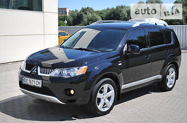 Внедорожник / Кроссовер Mitsubishi Outlander XL 2007 в Хмельницком