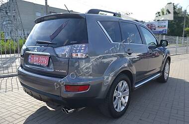 Внедорожник / Кроссовер Mitsubishi Outlander XL 2012 в Хмельницком