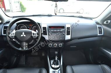 Внедорожник / Кроссовер Mitsubishi Outlander XL 2012 в Хмельницком