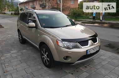 Универсал Mitsubishi Outlander XL 2007 в Тячеве