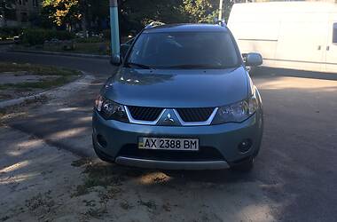 Позашляховик / Кросовер Mitsubishi Outlander XL 2008 в Харкові