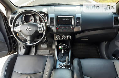 Позашляховик / Кросовер Mitsubishi Outlander XL 2007 в Харкові
