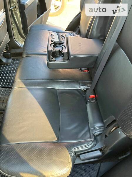 Внедорожник / Кроссовер Mitsubishi Outlander XL 2008 в Черновцах