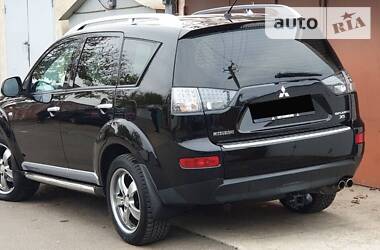 Внедорожник / Кроссовер Mitsubishi Outlander XL 2008 в Одессе