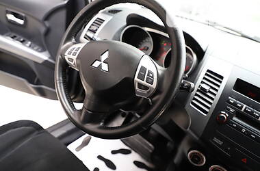 Позашляховик / Кросовер Mitsubishi Outlander XL 2009 в Дрогобичі
