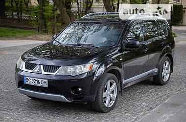 Внедорожник / Кроссовер Mitsubishi Outlander XL 2007 в 