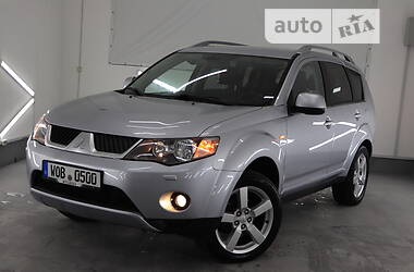 Позашляховик / Кросовер Mitsubishi Outlander XL 2009 в Трускавці