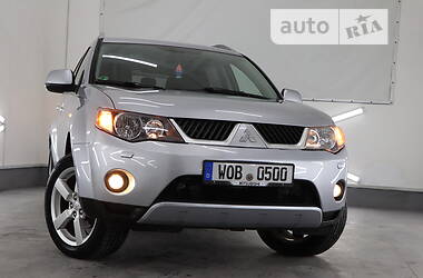 Позашляховик / Кросовер Mitsubishi Outlander XL 2009 в Трускавці