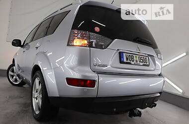 Позашляховик / Кросовер Mitsubishi Outlander XL 2009 в Трускавці