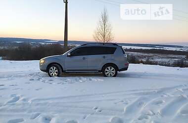 Внедорожник / Кроссовер Mitsubishi Outlander XL 2013 в Ивано-Франковске