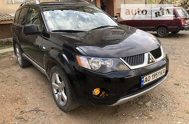 Позашляховик / Кросовер Mitsubishi Outlander XL 2007 в Рахові