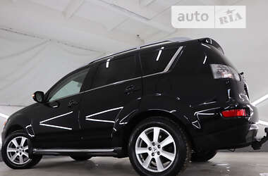 Внедорожник / Кроссовер Mitsubishi Outlander XL 2010 в Трускавце