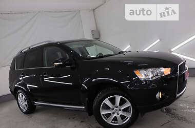 Внедорожник / Кроссовер Mitsubishi Outlander XL 2010 в Трускавце