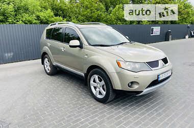 Внедорожник / Кроссовер Mitsubishi Outlander XL 2008 в Киеве