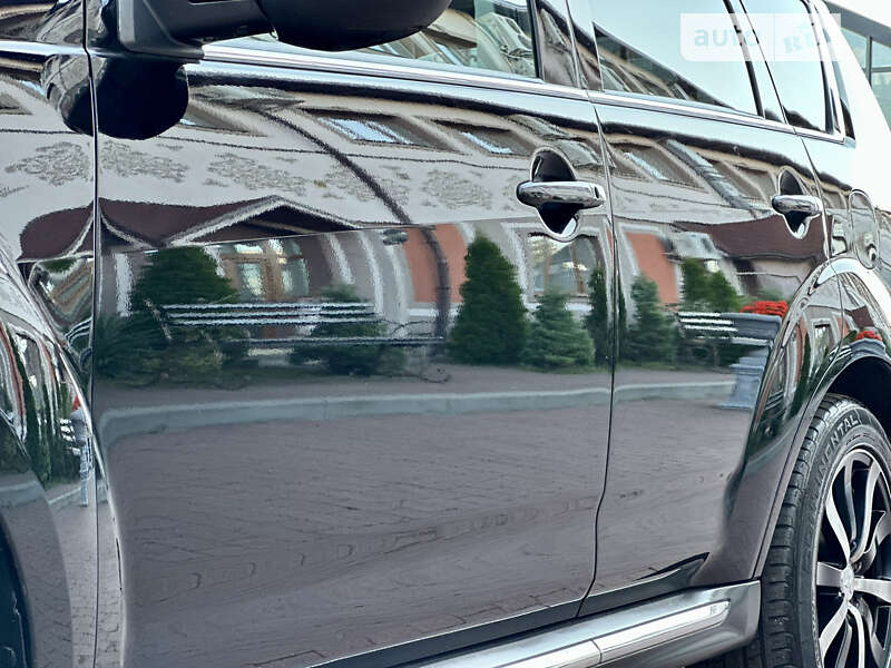 Внедорожник / Кроссовер Mitsubishi Outlander XL 2011 в Стрые