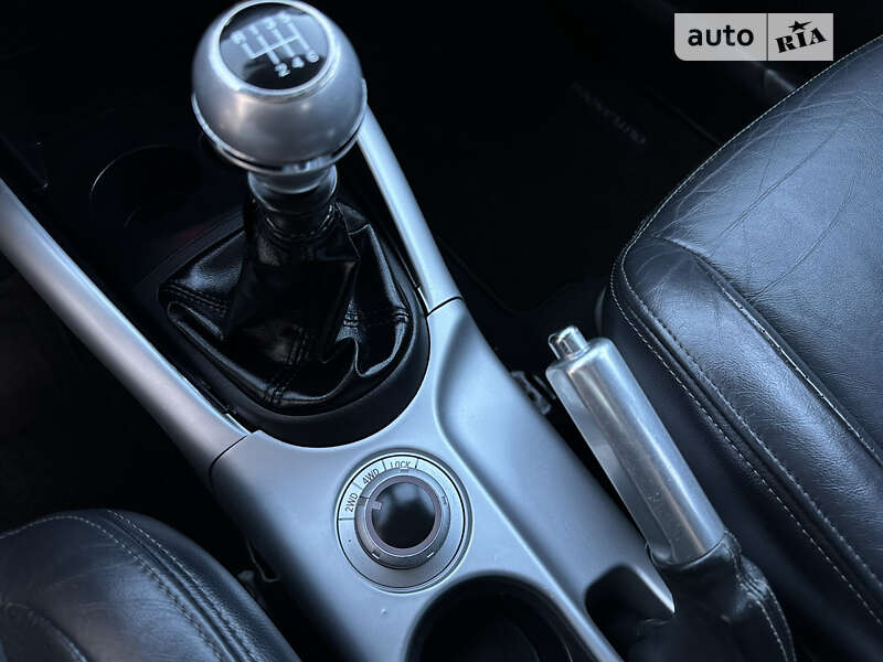Внедорожник / Кроссовер Mitsubishi Outlander XL 2011 в Стрые