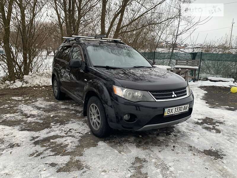 Внедорожник / Кроссовер Mitsubishi Outlander XL 2007 в Хмельницком